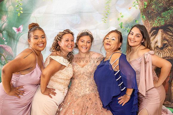 Miriam Louise quinceanera celebration at Elks Lodge of West Covina Ca, photography and videography by Gustavo Villarreal 323-633-8283