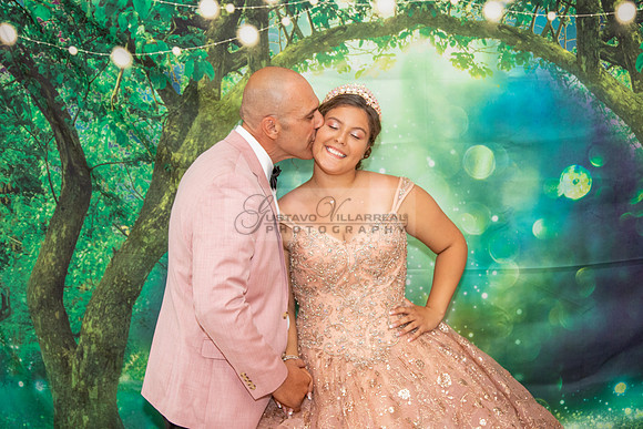 Miriam Louise quinceanera celebration at Elks Lodge of West Covina Ca, photography and videography by Gustavo Villarreal 323-633-8283