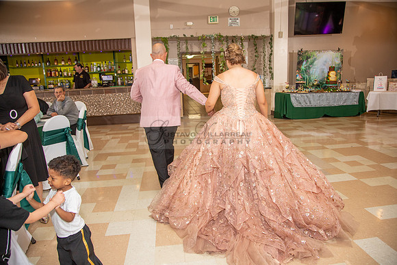 Miriam Louise quinceanera celebration at Elks Lodge of West Covina Ca, photography and videography by Gustavo Villarreal 323-633-8283