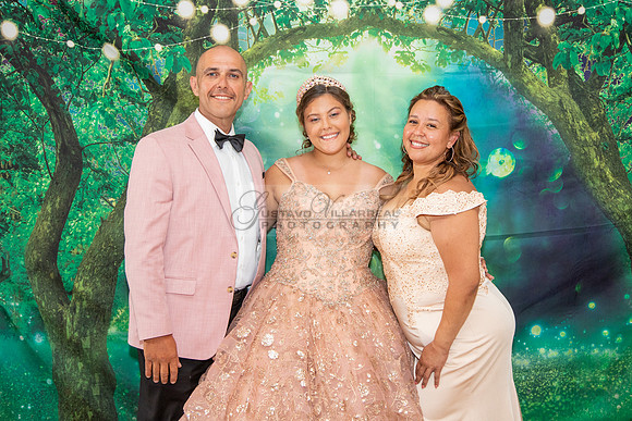 Miriam Louise quinceanera celebration at Elks Lodge of West Covina Ca, photography and videography by Gustavo Villarreal 323-633-8283