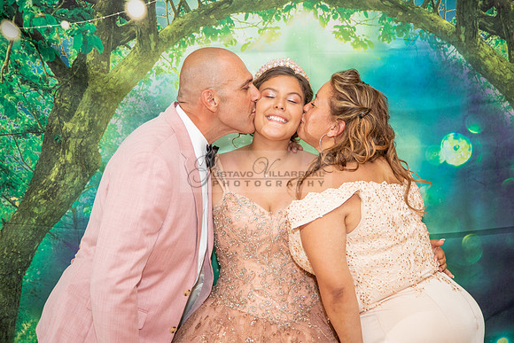 Miriam Louise quinceanera celebration at Elks Lodge of West Covina Ca, photography and videography by Gustavo Villarreal 323-633-8283