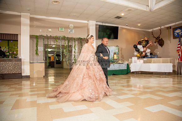 Miriam Louise quinceanera celebration at Elks Lodge of West Covina Ca, photography and videography by Gustavo Villarreal 323-633-8283