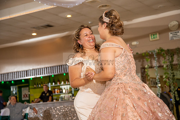 Miriam Louise quinceanera celebration at Elks Lodge of West Covina Ca, photography and videography by Gustavo Villarreal 323-633-8283