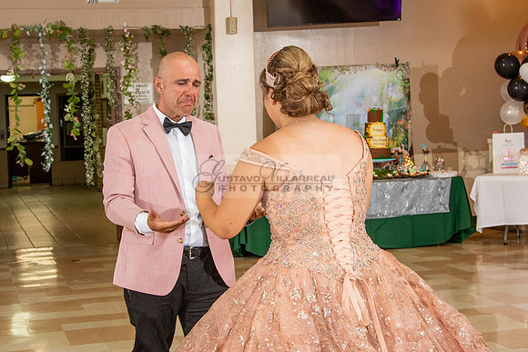Miriam Louise quinceanera celebration at Elks Lodge of West Covina Ca, photography and videography by Gustavo Villarreal 323-633-8283