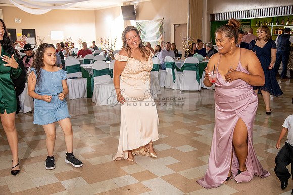 Miriam Louise quinceanera celebration at Elks Lodge of West Covina Ca, photography and videography by Gustavo Villarreal 323-633-8283