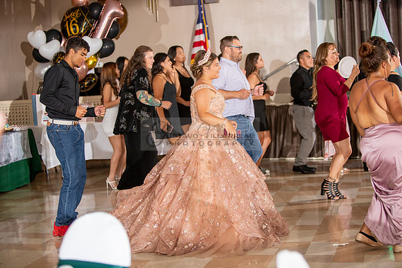 Miriam Louise quinceanera celebration at Elks Lodge of West Covina Ca, photography and videography by Gustavo Villarreal 323-633-8283