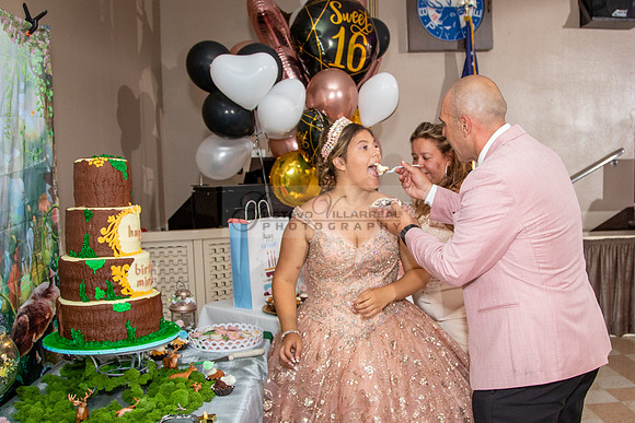 Miriam Louise quinceanera celebration at Elks Lodge of West Covina Ca, photography and videography by Gustavo Villarreal 323-633-8283