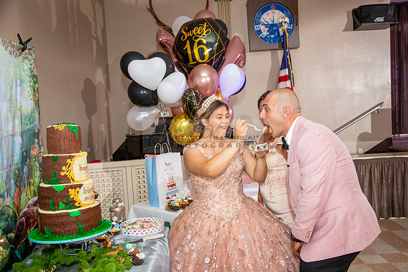 Miriam Louise quinceanera celebration at Elks Lodge of West Covina Ca, photography and videography by Gustavo Villarreal 323-633-8283
