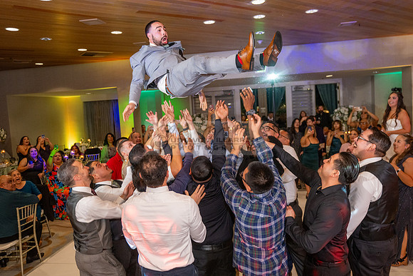 LINK-#1-Stephanie and Albert wedding photography, celebration at Sonesta Redondo Beach and Marina in Redondo Beach Ca, photographer, videographer, Gustavo Villarreal, 323-633-8283, www.gvphotoandvideo