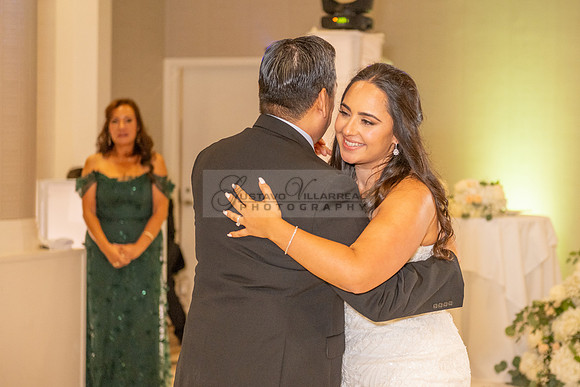 LINK-#1-Stephanie and Albert wedding photography, celebration at Sonesta Redondo Beach and Marina in Redondo Beach Ca, photographer, videographer, Gustavo Villarreal, 323-633-8283, www.gvphotoandvideo