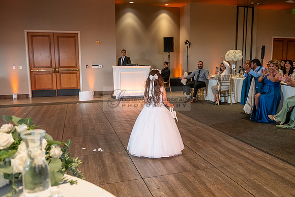 Alberto y Lourdes wedding celebration, photographer, videographer at Rio Hondo country Club in Downey Ca. Gustavo Villarreal photography, 323-633-8283, www.gvphotoandvideo.com