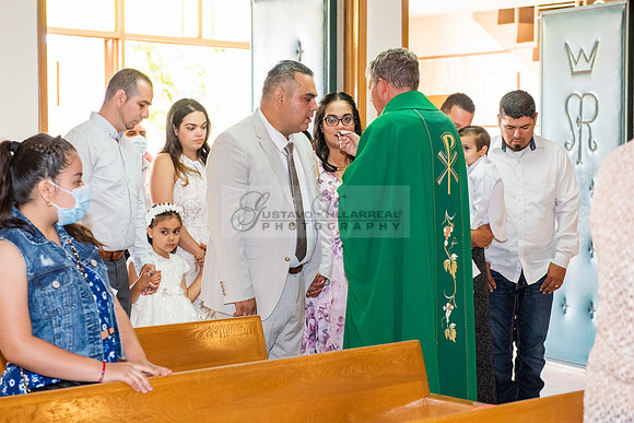 Fotografo para bautismos, Primera communions photographer 323-633-8283 at St Mary of the Assumption Catholic church in Whittier Ca.