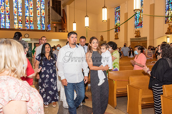 Fotografo para bautismos, Primera communions photographer 323-633-8283 at St Mary of the Assumption Catholic church in Whittier Ca.