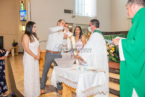 Fotografo para bautismos, Primera communions photographer 323-633-8283 at St Mary of the Assumption Catholic church in Whittier Ca.