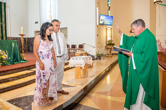 Fotografo para bautismos, Primera communions photographer 323-633-8283 at St Mary of the Assumption Catholic church in Whittier Ca.
