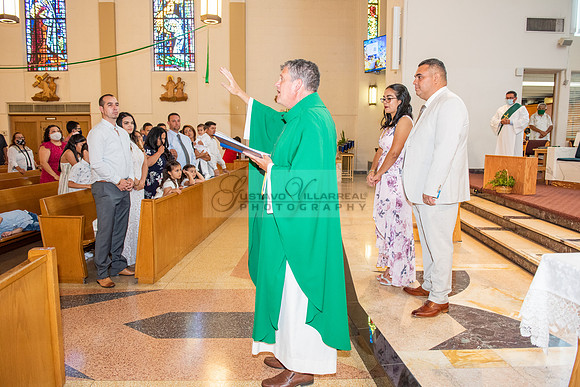 Fotografo para bautismos, Primera communions photographer 323-633-8283 at St Mary of the Assumption Catholic church in Whittier Ca.