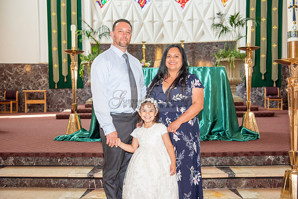 Fotografo para bautismos, Primera communions photographer 323-633-8283 at St Mary of the Assumption Catholic church in Whittier Ca.