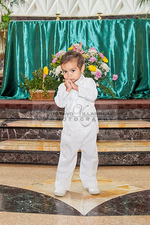 Fotografo para bautismos, Primera communions photographer 323-633-8283 at St Mary of the Assumption Catholic church in Whittier Ca.