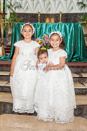 Fotografo para bautismos, Primera communions photographer 323-633-8283 at St Mary of the Assumption Catholic church in Whittier Ca.