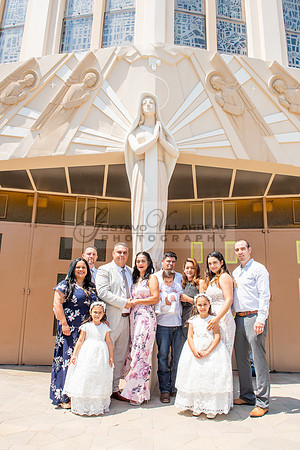 Fotografo para bautismos, Primera communions photographer 323-633-8283 at St Mary of the Assumption Catholic church in Whittier Ca.