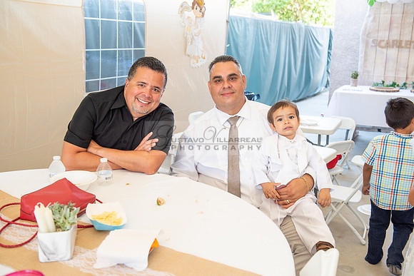 Fotografo para bautismos, Primera communions photographer 323-633-8283 at St Mary of the Assumption Catholic church in Whittier Ca.