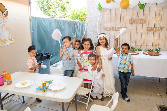 Fotografo para bautismos, Primera communions photographer 323-633-8283 at St Mary of the Assumption Catholic church in Whittier Ca.