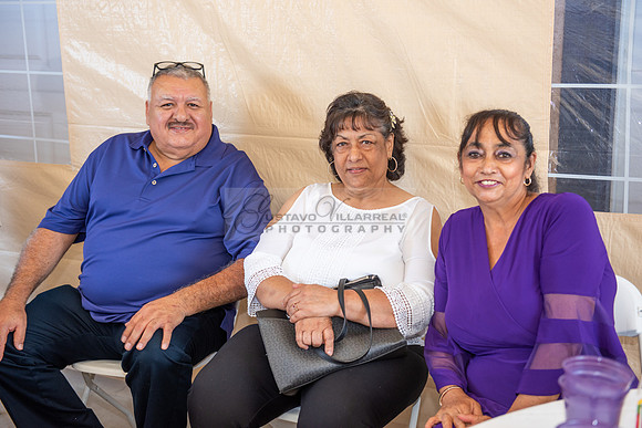Fotografo para bautismos, Primera communions photographer 323-633-8283 at St Mary of the Assumption Catholic church in Whittier Ca.