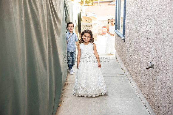 Fotografo para bautismos, Primera communions photographer 323-633-8283 at St Mary of the Assumption Catholic church in Whittier Ca.