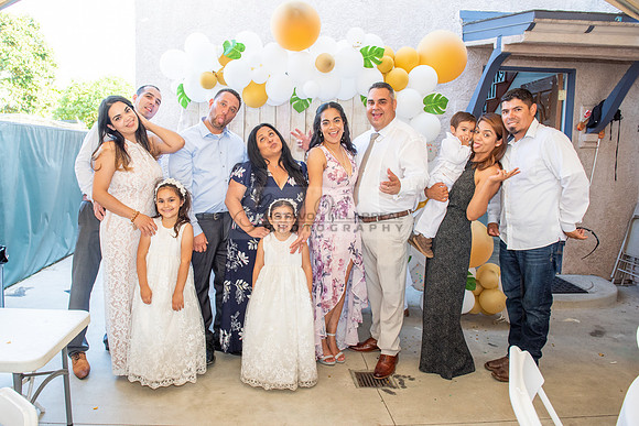 Fotografo para bautismos, Primera communions photographer 323-633-8283 at St Mary of the Assumption Catholic church in Whittier Ca.