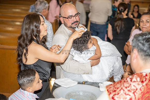 Nazareth Bautizo fotografias y videos en Whittier Ca, reception at Grand premier Banquet hall in Gardena Ca. Gustavo Villarreal photographer 323-633-8283, www.gvphotoandvideo.com