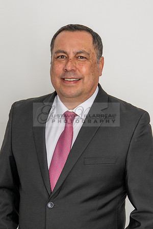 Jose Mireles Business Headshots, corporate, realtor, in Whittier California, Gustavo Villarreal photography, 323-633-8283