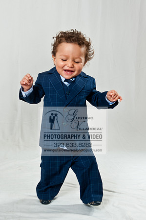 Baby and family pictures in Montebello, by Gustavo Villarreal Pr