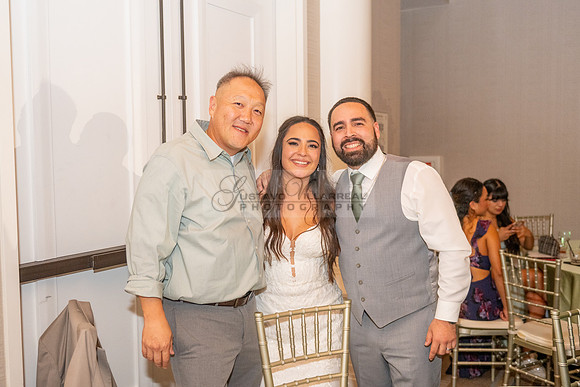LINK-#1-Stephanie and Albert wedding photography, celebration at Sonesta Redondo Beach and Marina in Redondo Beach Ca, photographer, videographer, Gustavo Villarreal, 323-633-8283, www.gvphotoandvideo