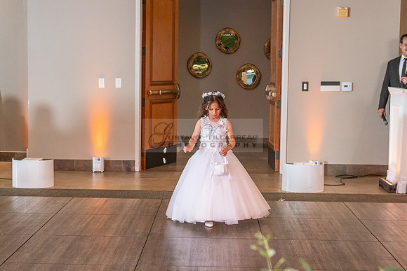 Alberto y Lourdes wedding celebration, photographer, videographer at Rio Hondo country Club in Downey Ca. Gustavo Villarreal photography, 323-633-8283, www.gvphotoandvideo.com
