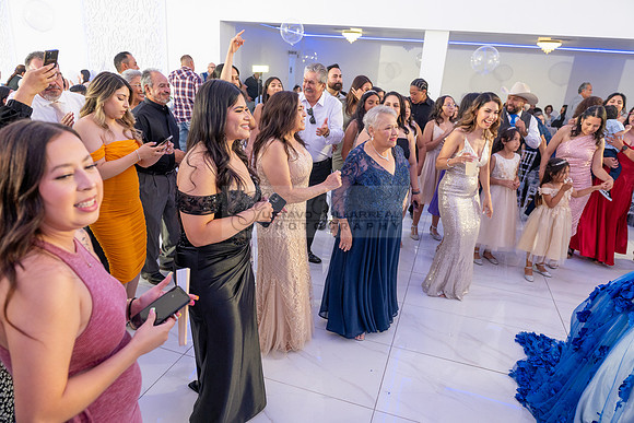 Violeta Noemi quinceanera celebration, photographer , videographer in Hacienda Heights Ca, Montebello Ca, Gustavo Villarreal Photography, 323-633-8283, www.gvphotoandvideo.com