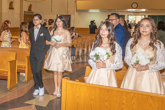Layla Solei-quinceanera-celebration-photographer-videographer-at-California Country Club in whittier Ca-Gustavo Villarreal Photography-#gvphotoandvideo.com, 323-633-8283