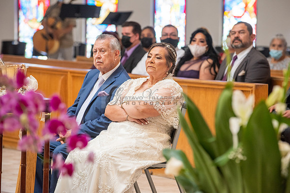 Ramon y Isabel 50 anniversary celebration photography in Hawaiian Gardens Ca 323-633-8283
