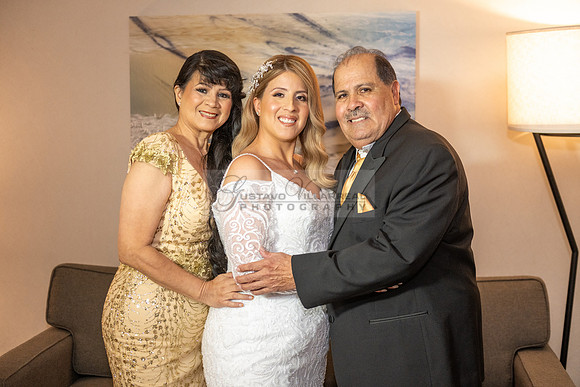 Alberto y Lourdes wedding celebration, photographer, videographer at Rio Hondo country Club in Downey Ca. Gustavo Villarreal photography, 323-633-8283, www.gvphotoandvideo.com