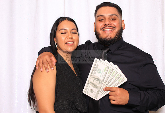 Stephanie and Albert wedding celebration, photo booth in Redondo Beach Ca, Gustavo Villarreal Photography, 323-633-8283, www.gvphotoandvideo.com
