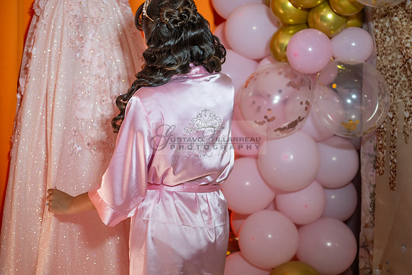 Jane Elizabeth quinceanera photographer-videographer-South Gate-Whittier-The Rose gardens in Whittier Ca. Gustavo Villarreal photography, videography, 323-633-8283, www.gvphotoandvideo.com