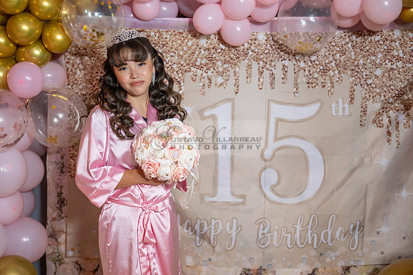 Jane Elizabeth quinceanera photographer-videographer-South Gate-Whittier-The Rose gardens in Whittier Ca. Gustavo Villarreal photography, videography, 323-633-8283, www.gvphotoandvideo.com