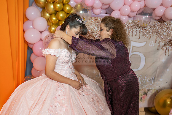 Jane Elizabeth quinceanera photographer-videographer-South Gate-Whittier-The Rose gardens in Whittier Ca. Gustavo Villarreal photography, videography, 323-633-8283, www.gvphotoandvideo.com
