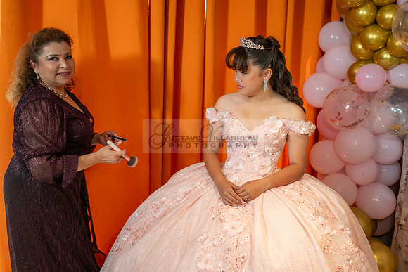 Jane Elizabeth quinceanera photographer-videographer-South Gate-Whittier-The Rose gardens in Whittier Ca. Gustavo Villarreal photography, videography, 323-633-8283, www.gvphotoandvideo.com