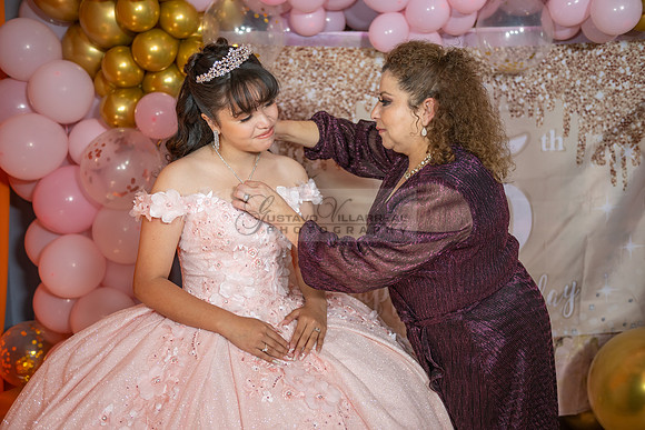 Jane Elizabeth quinceanera photographer-videographer-South Gate-Whittier-The Rose gardens in Whittier Ca. Gustavo Villarreal photography, videography, 323-633-8283, www.gvphotoandvideo.com
