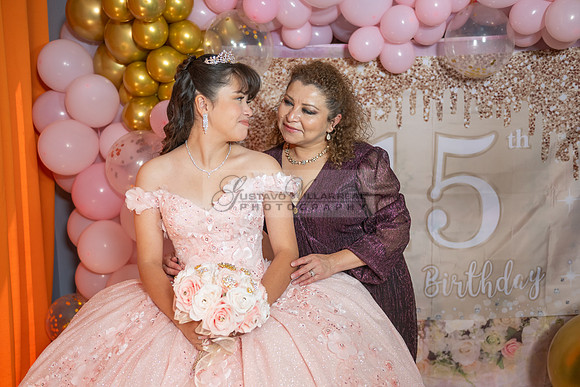 Jane Elizabeth quinceanera photographer-videographer-South Gate-Whittier-The Rose gardens in Whittier Ca. Gustavo Villarreal photography, videography, 323-633-8283, www.gvphotoandvideo.com