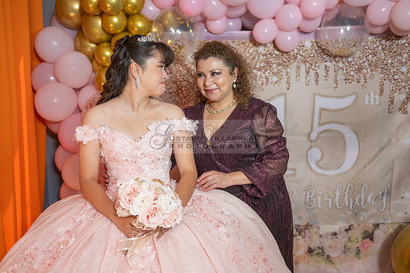 Jane Elizabeth quinceanera photographer-videographer-South Gate-Whittier-The Rose gardens in Whittier Ca. Gustavo Villarreal photography, videography, 323-633-8283, www.gvphotoandvideo.com