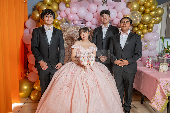 Jane Elizabeth quinceanera photographer-videographer-South Gate-Whittier-The Rose gardens in Whittier Ca. Gustavo Villarreal photography, videography, 323-633-8283, www.gvphotoandvideo.com
