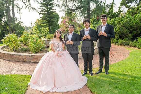 Jane Elizabeth quinceanera photographer-videographer-South Gate-Whittier-The Rose gardens in Whittier Ca. Gustavo Villarreal photography, videography, 323-633-8283, www.gvphotoandvideo.com