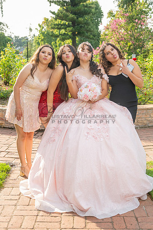 Jane Elizabeth quinceanera photographer-videographer-South Gate-Whittier-The Rose gardens in Whittier Ca. Gustavo Villarreal photography, videography, 323-633-8283, www.gvphotoandvideo.com