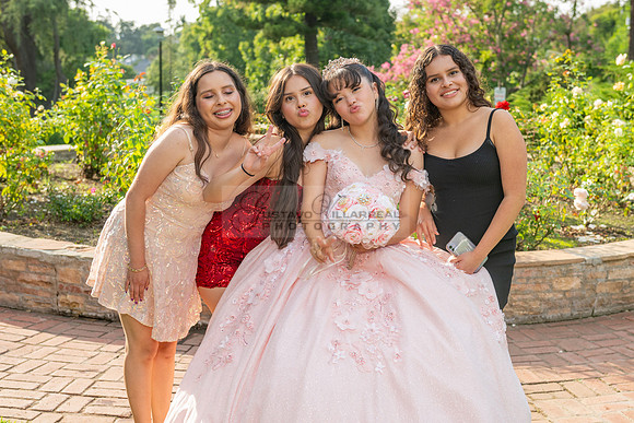 Jane Elizabeth quinceanera photographer-videographer-South Gate-Whittier-The Rose gardens in Whittier Ca. Gustavo Villarreal photography, videography, 323-633-8283, www.gvphotoandvideo.com